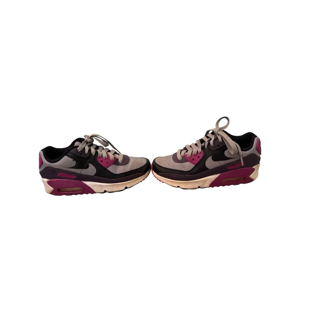 Nike Air Max 90 GS Size 2Y Cement Gray Black Plum Purple Athletic Sneakers